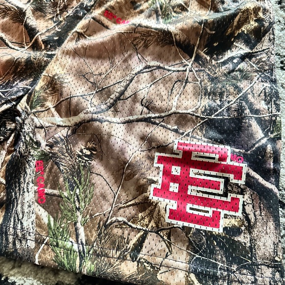 ERIC EMANUEL BASIC CAMO SHORTS BRAND NEW WITH TAGS AUTHENTIC (I HAVE ALL SIZES) - Picture 3 of 7